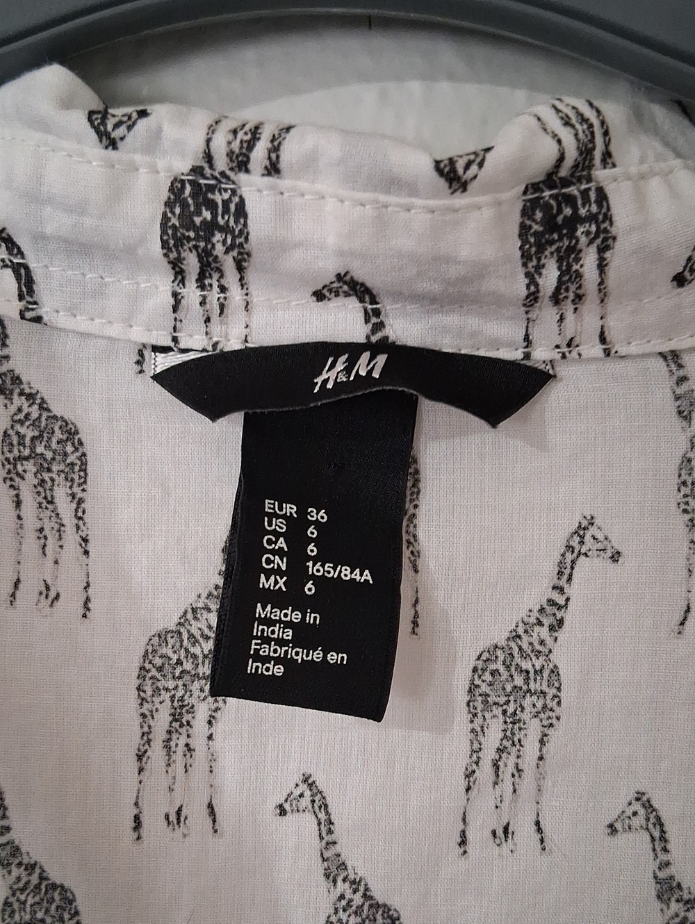 White Giraffe-Print Shell Button-Up Blouse - Picture 2 of 7